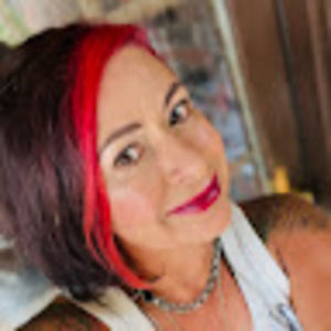 Meet your Posher, Joan